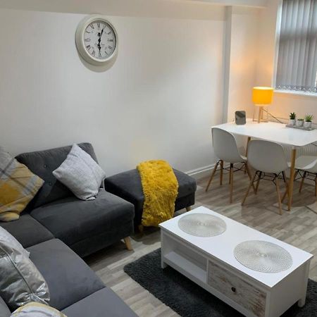 Parton Residence Liverpool Buitenkant foto