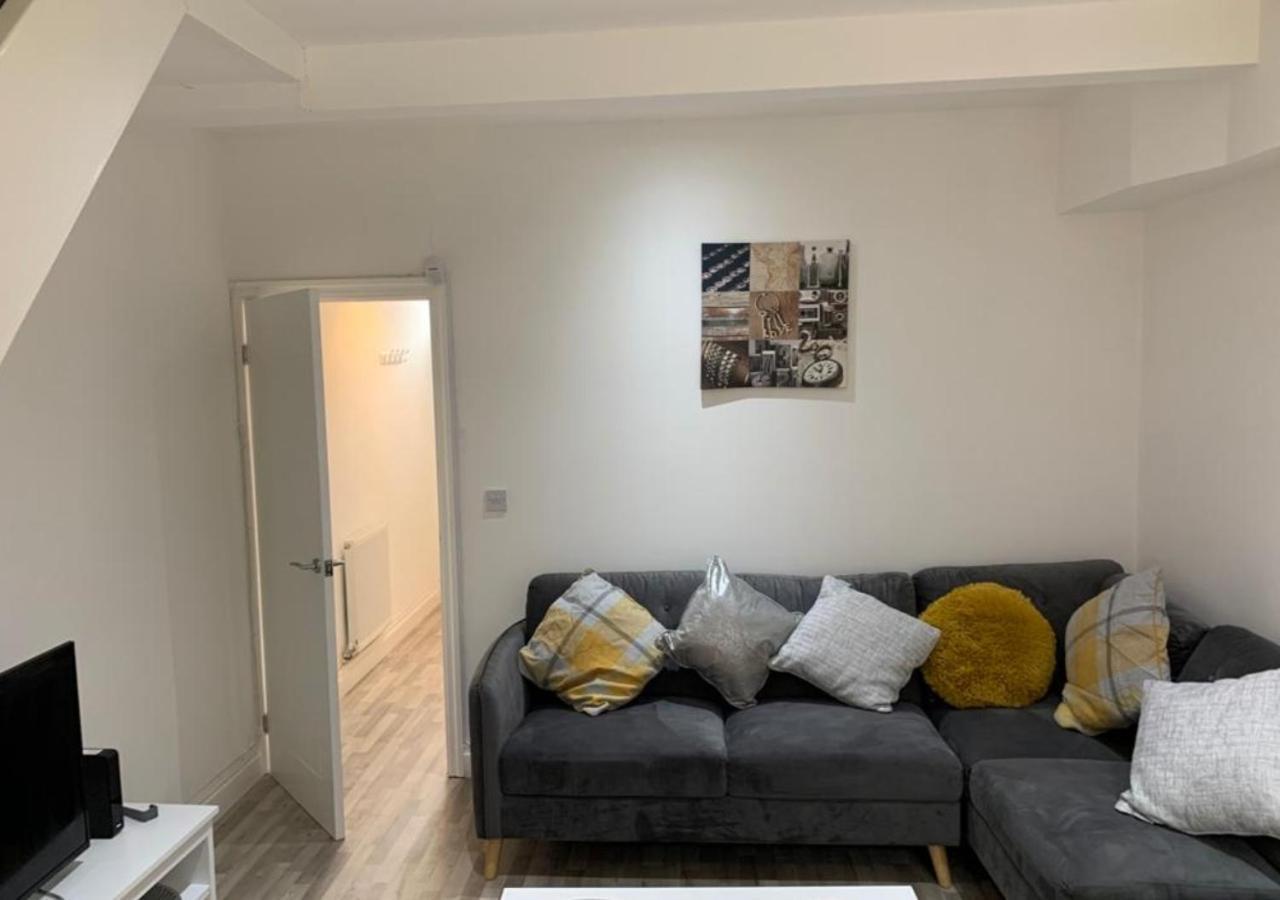 Parton Residence Liverpool Buitenkant foto