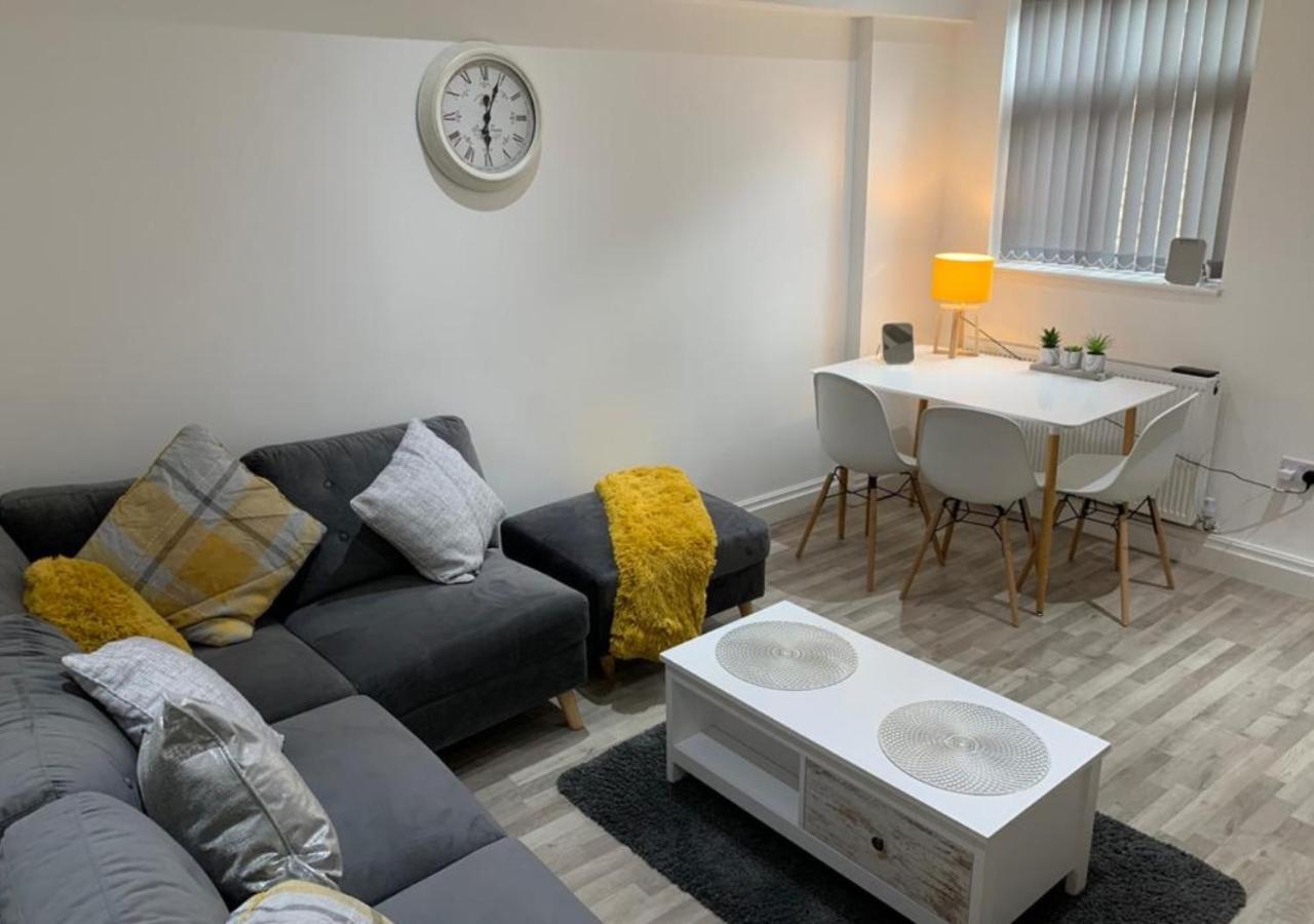 Parton Residence Liverpool Buitenkant foto