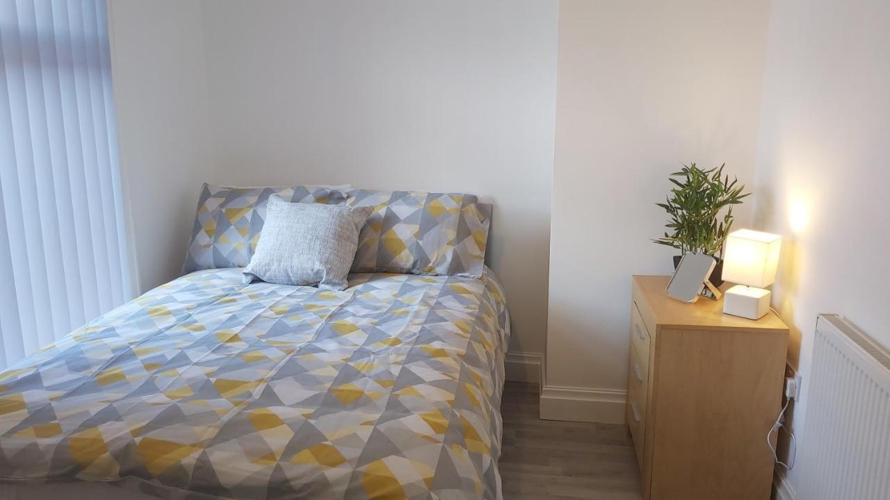 Parton Residence Liverpool Buitenkant foto